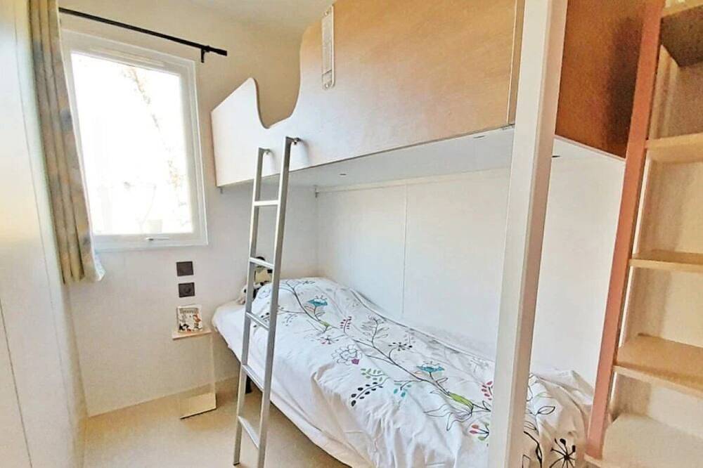 Zecamping 3* chiens acceptés mobil-home Tv Lv clim 39m2 10 pers in Bauduen, Région de Brignoles