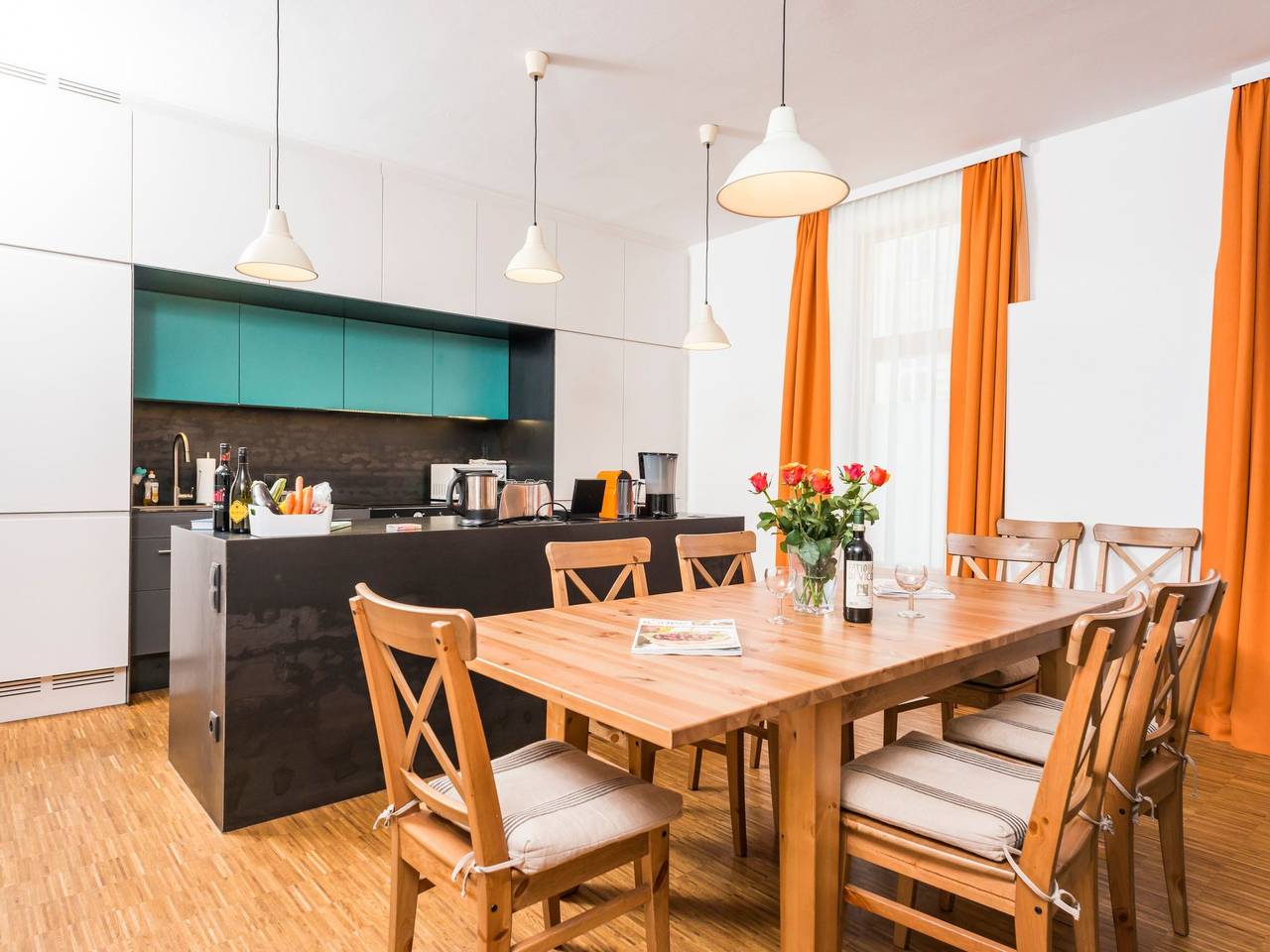 Ganze Wohnung, Appartement mit eigenem Garten und Terrasse in Hernals, Wien