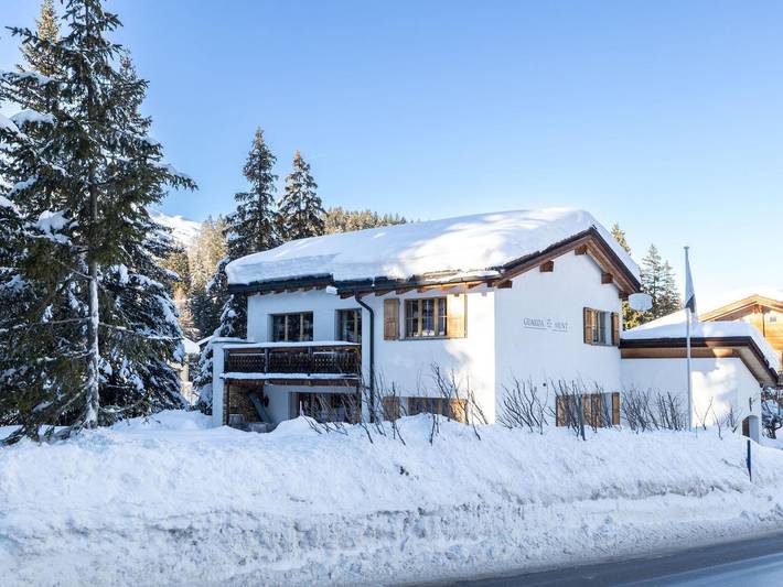 Ferienhaus für 8 Personen, mit Garten