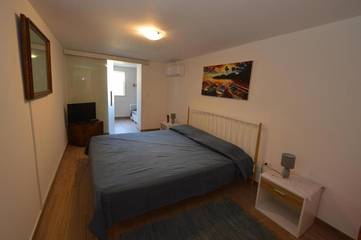 Ferienwohnung für 2 Personen, mit Garten in Santa Maria al Bagno