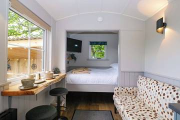 Cottage for 2 People in Grange-over-Sands, Cumbria, Photo 1