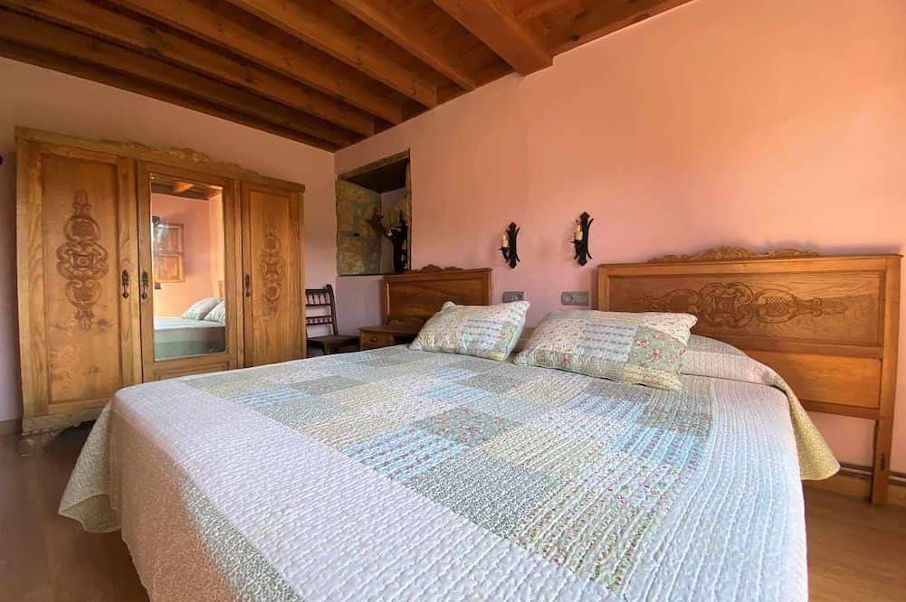 Rural Typical Asturias'S Home in Parres, Costa Verde (Spanien)