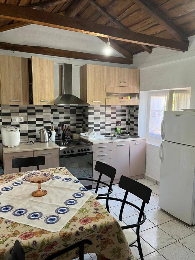 Ferienhaus für 4 Personen, mit Ausblick und Balkon sowie Garten - 1
