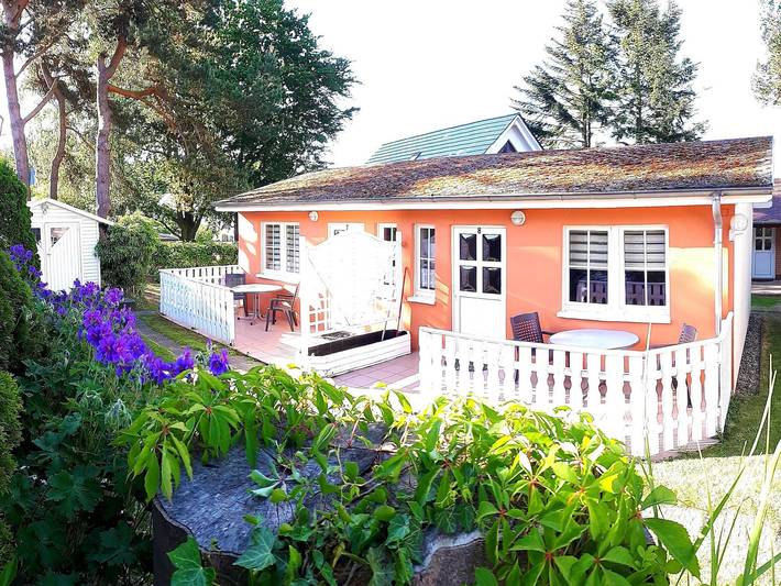 Bungalow für 2 Personen, mit Terrasse und Ausblick in Binz