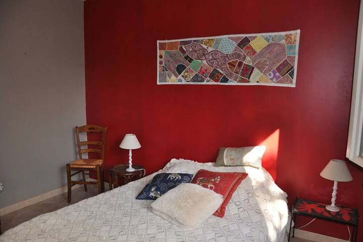 Location de vacances pour 6 personnes, avec terrasse ainsi que jardin et piscine à Viols-le-Fort - 2