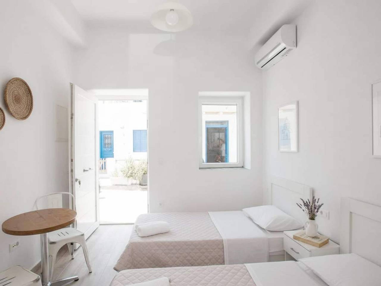 Entire apartment, Residence Right in Mykonos Center in Mykonos