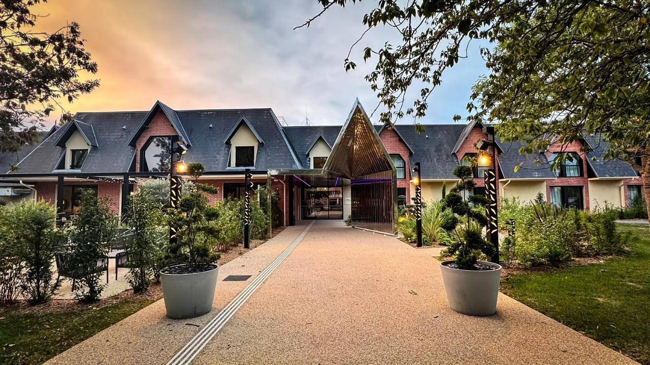 Les Lodges de Socrate in Le Vaudreuil, Région de Les Andelys