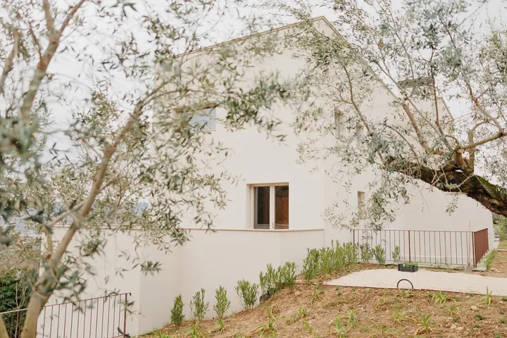 Villa for 9 people, with pool and garden as well as view, child-friendly - 1