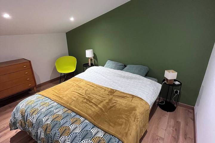 Gîte pour 4 personnes à Chanos-Curson - 2