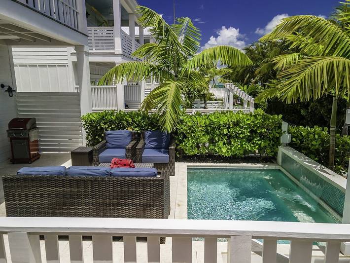 Ferienhaus für 6 Personen, mit Balkon und Pool - 1