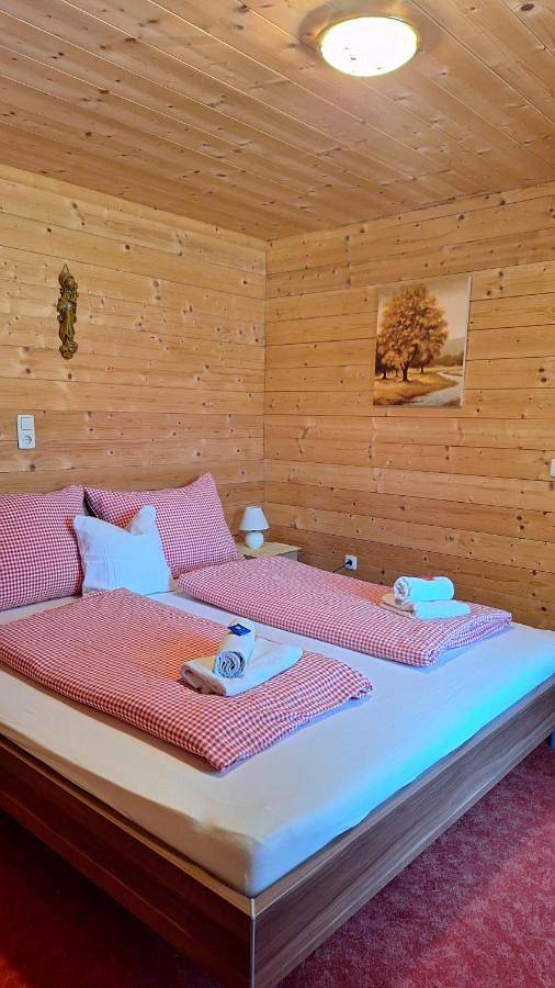 Ferienwohnung für 2 Personen, mit Terrasse und Garten sowie Pool in Thiersee - 3