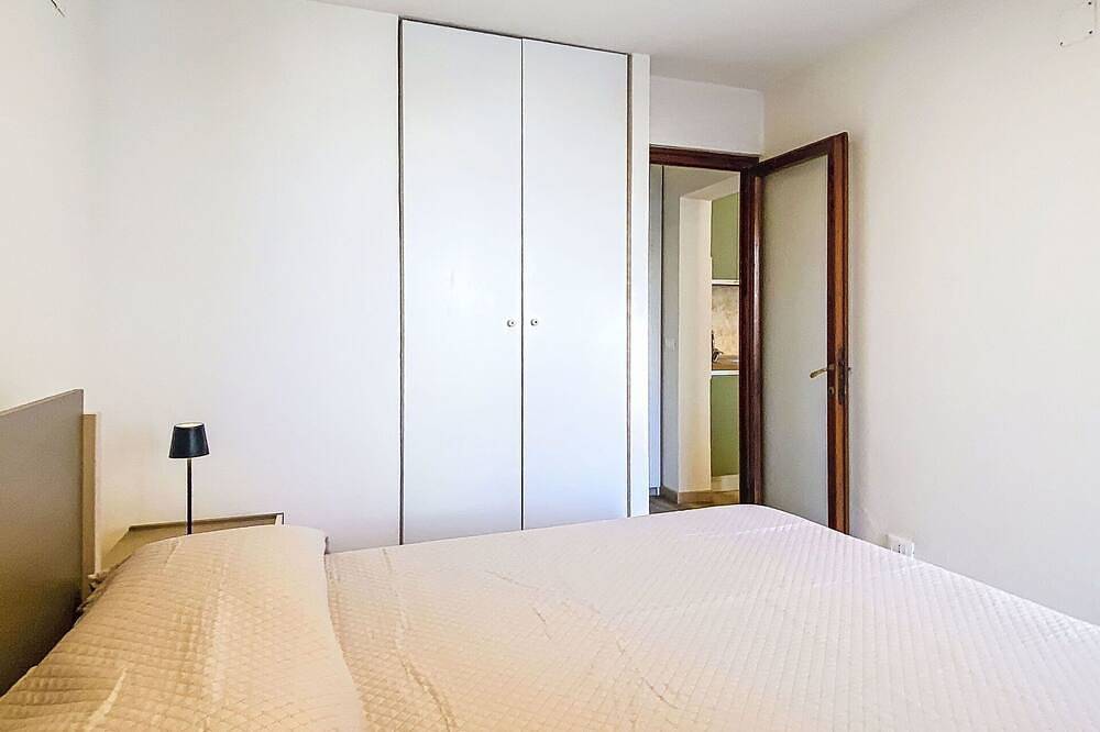 Appartement entier, Bel appartement pour 4 personnes avec climatisation, Wifi, patio et animaux admis in Marina di Cecina, Cecina