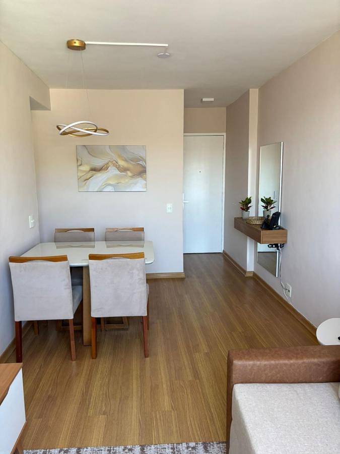 Casas e apartamentos de temporada para 4 pessoas, com vista e balcão na Lapa (RJ)