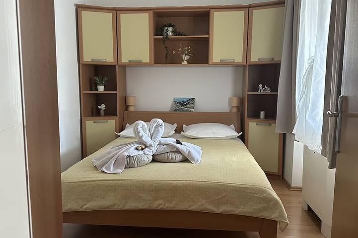 Ganze Wohnung, 2-Zimmer-Ferienwohnung am Strand Lumbarda, Korcula in Lumbarda, Korcula
