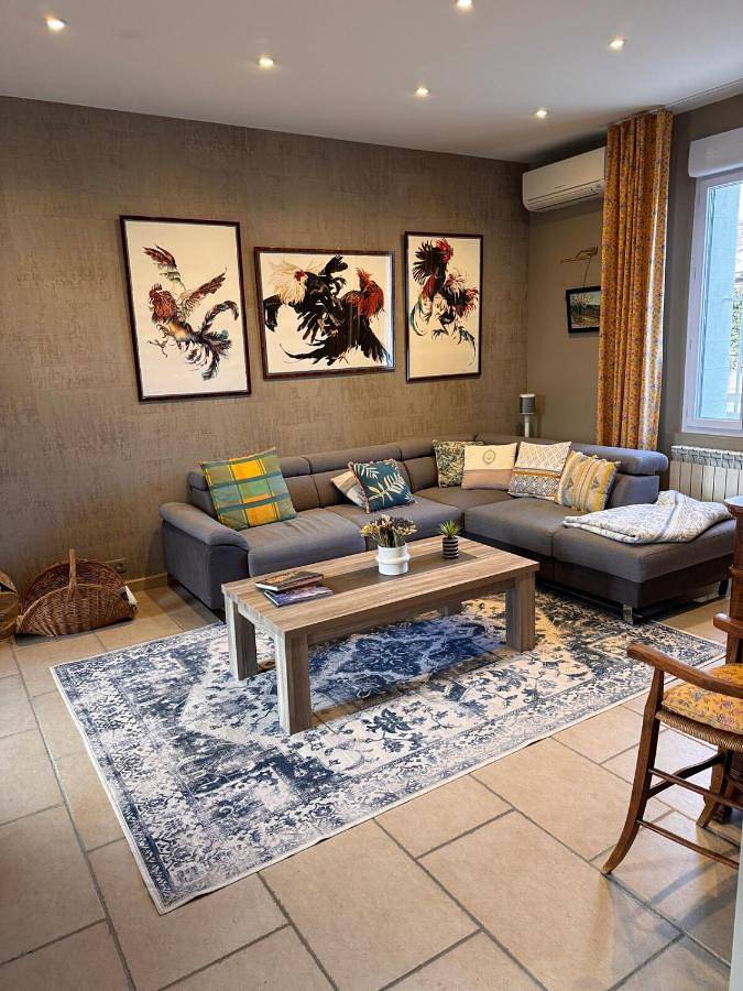 Location de vacances pour 6 personnes, avec vue et terrasse à Jonquerettes - 3