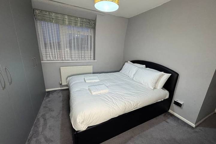 Spacious Open-Plan Modern House w/ Garden&Parking in Filton, Süd Gloucestershire