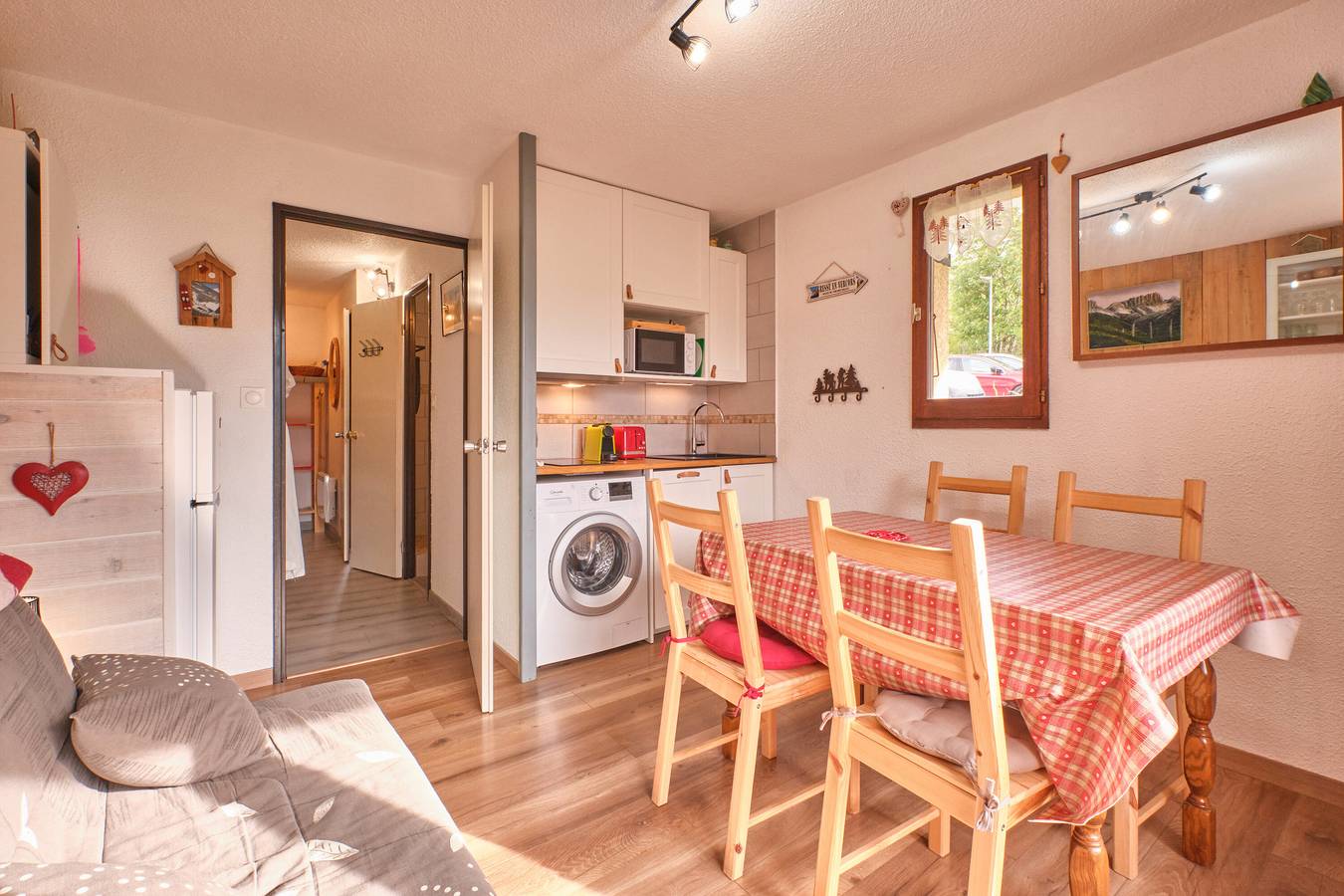 Geheel appartement, Appartement 'Le Serpaton' met Uitzicht op de Bergen en Balkon in Gresse-en-Vercors, Parc naturel régional du Vercors