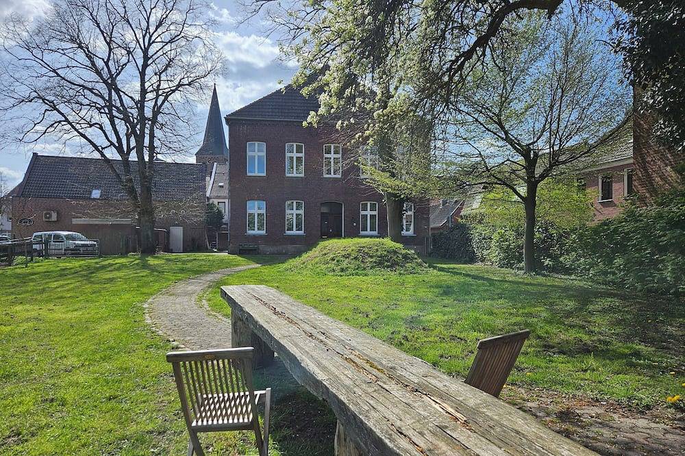 Das alte Pastorat - Nächtigen mit Stil und Platz mit bis zu 16 Personen in Kevelaer, Niederrhein