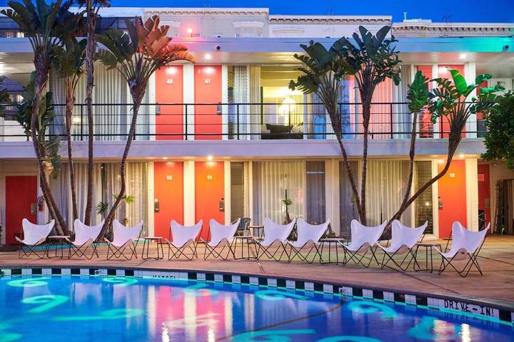 Hôtel pour 4 personnes, avec vue et piscine