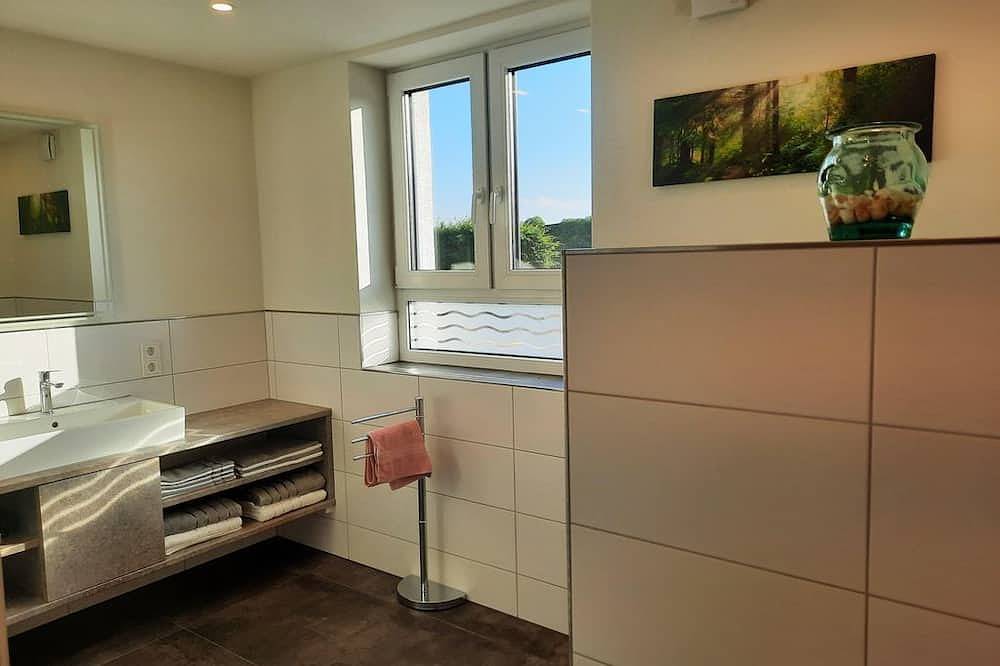 Erdgeschosswohnung - Valentinushof in Beckingen, Saar-Nahe-Bergland
