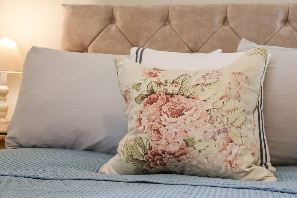 Delft Cottage, pet friendly, with open fire in Robin Hood’s Bay in Robin Hood's Bay, North York Moors National Park