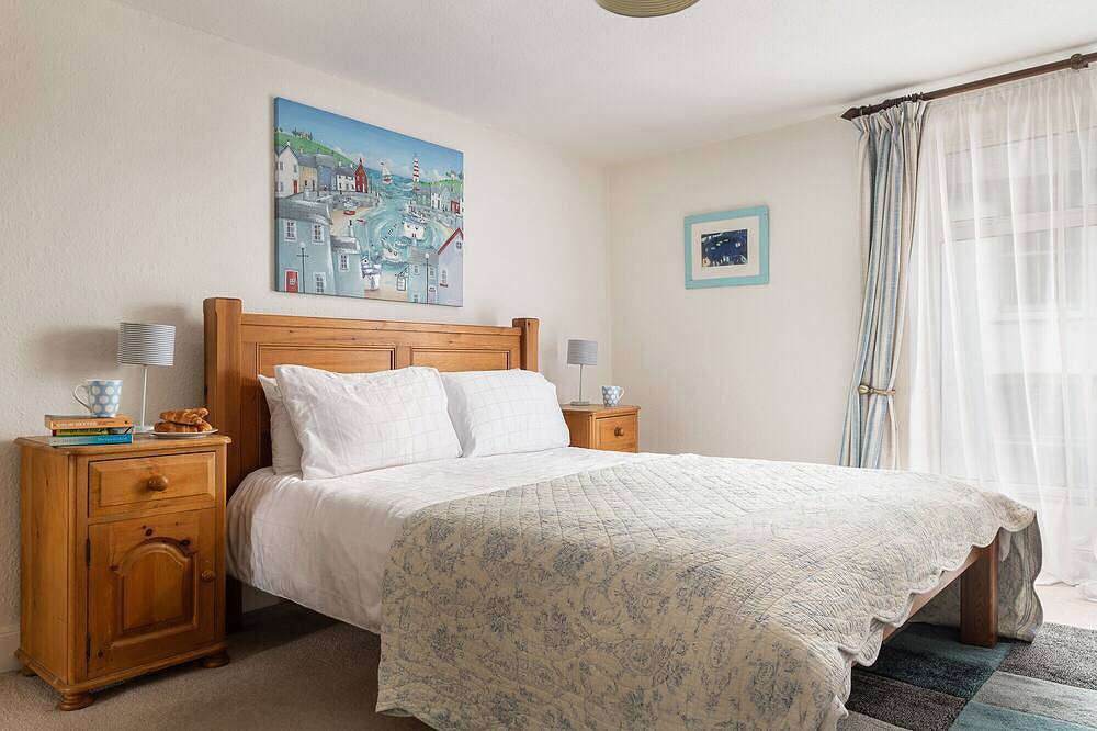 Entire apartment, Castle Reach - Two Bedroom Apartment, Sleeps 4 in Conwy, Conwy region