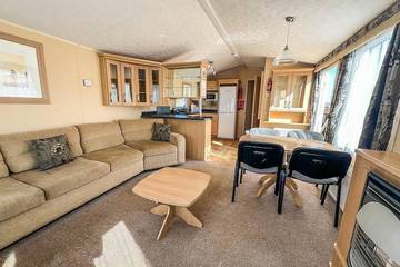 Static Caravan for 6 People in Hunstanton, Norfolk, Photo 3