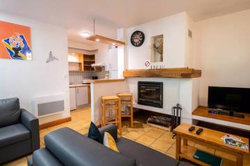 Gîte pour 4 Personnes dans Les Vignes, Massif central, Photo 3