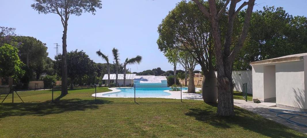 Gîte pour 6 personnes, avec jardin et piscine à Puerto Real - 4