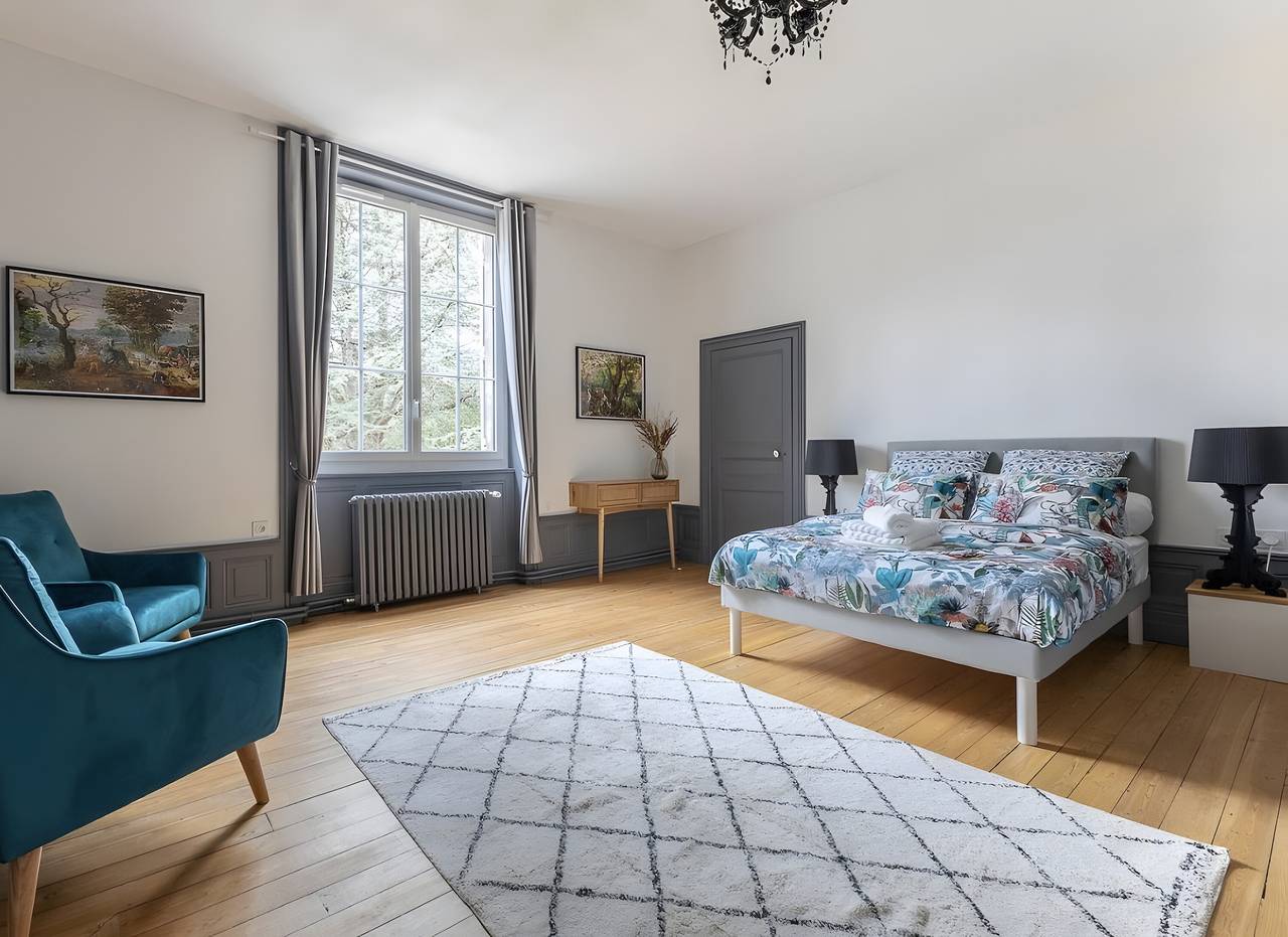 Bed and Breakfast 'Chambre D'hôte 2' con terrazza condivisa, Wi-Fi e aria condizionata in Joze, Massiccio Centrale