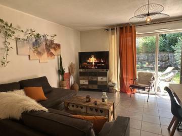 Gîte pour 2 personnes, avec jardin à Alby-sur-Chéran