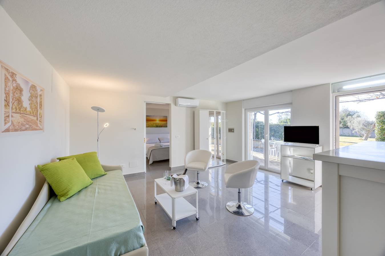 Ganze Wohnung, Apartment 'Residence Margherita - Biancospino' mit Meerblick, Wlan und Klimaanlage in Ugento, Golf von Tarent