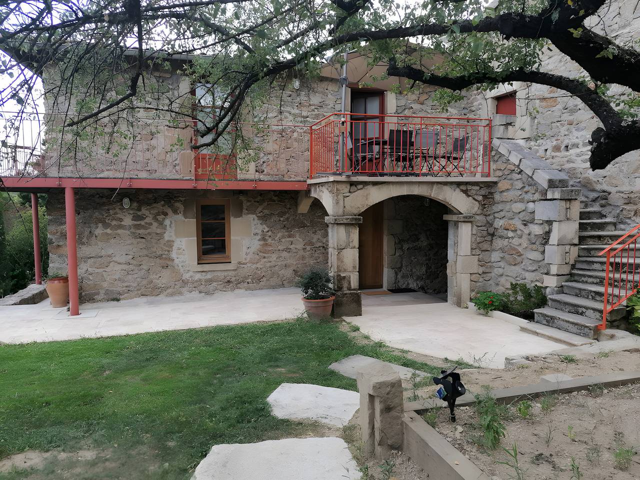 Maison de vacances 'Les Lavoirs' avec vue sur la montagne in Crozes-Hermitage, Région de Valence