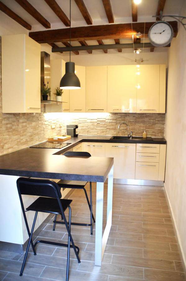 Ferienwohnung für 3 Personen, mit Ausblick und Garten, kinderfreundlich in Livorno - 2