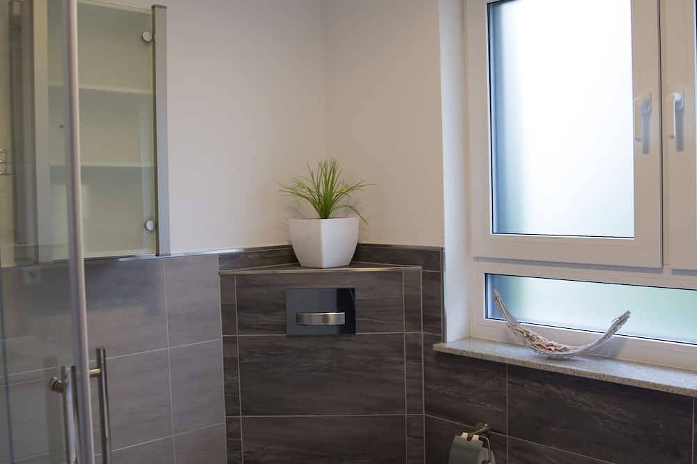 Ganze Wohnung, Moderne Neubau-Wohnung mit 35qm Dachterrasse + Kamin in Trossingen, Mittlerer Schwarzwald