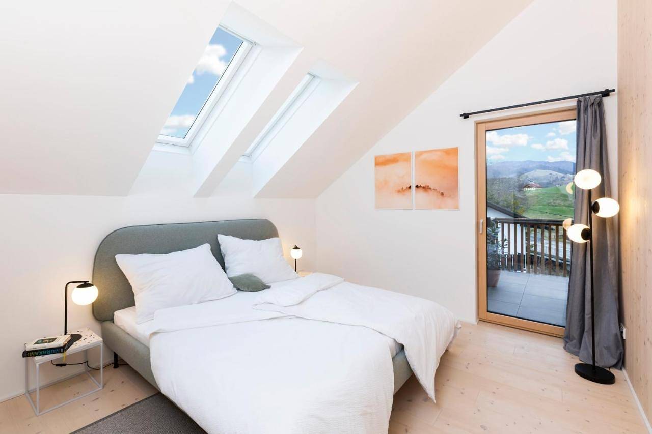 Ganze Wohnung, Apartment with Terrace in Sankt Lorenz, Mondsee & Irrsee