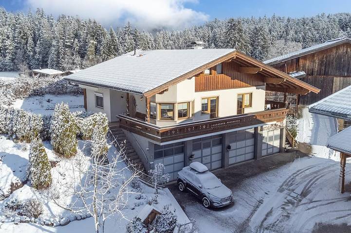 Ferienhaus für 10 Personen, mit Garten in Söll