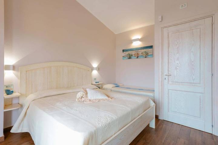 Chambre d’hôte pour 2 personnes, avec vue et terrasse à Villasimius - 2