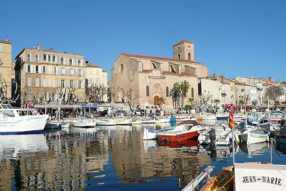 Appartement entier, Grand studio sur le port de La Ciotat in La Ciotat, Région de Marseille