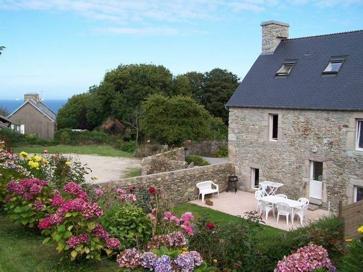 Gîte pour 6 personnes, avec terrasse et jardin, animaux acceptés
