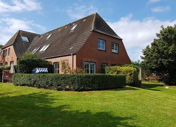 Ferienwohnung für 2 Personen, mit Garten und Seeblick in Nebel