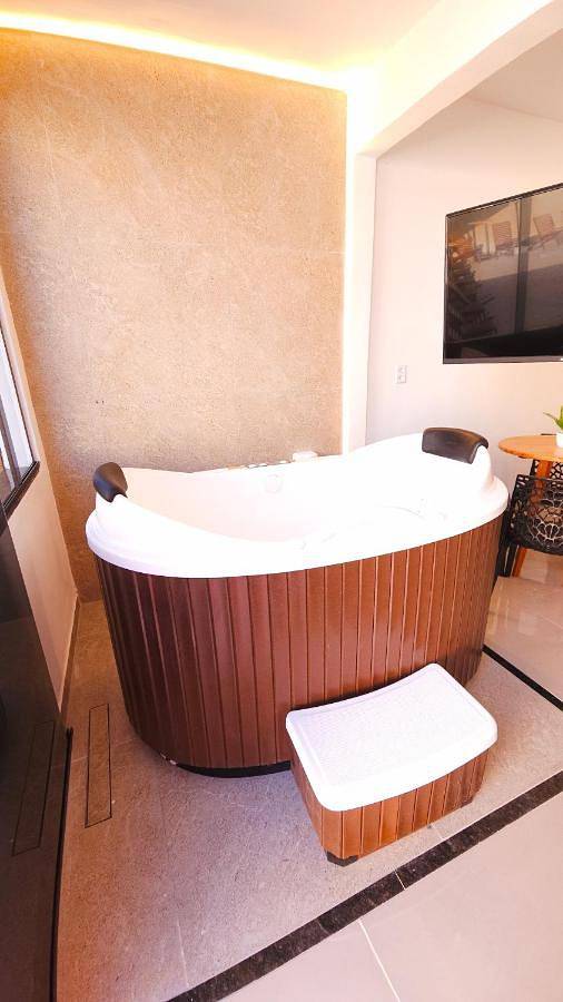 Casas e apartamentos de temporada para 2 pessoas, com jardim e vista em Saquarema