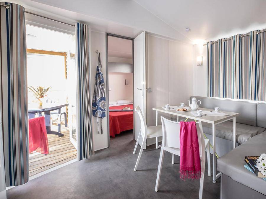 Camping Estival Vendrell Platja - Mobilhome 4 personas - 2 habitaciones in Vendrell, Costa Dorada