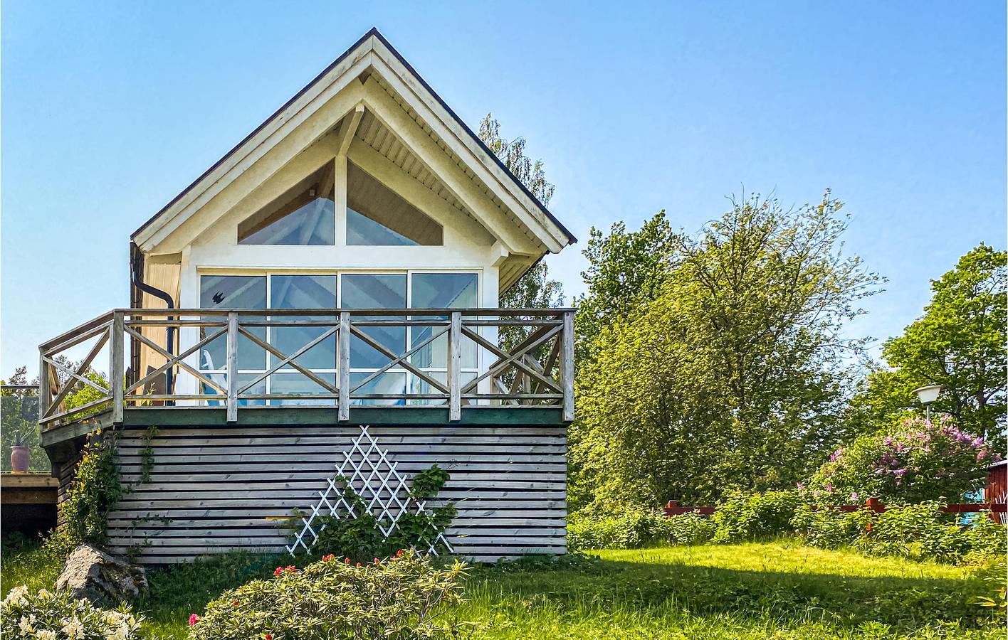 Ferienhaus für 2 Personen mit Terrasse in Boxholm kommun, Sommen