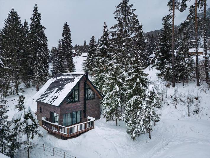 Apartament wakacyjny dla 10 osób, z widok i taras w Demianowska Dolina