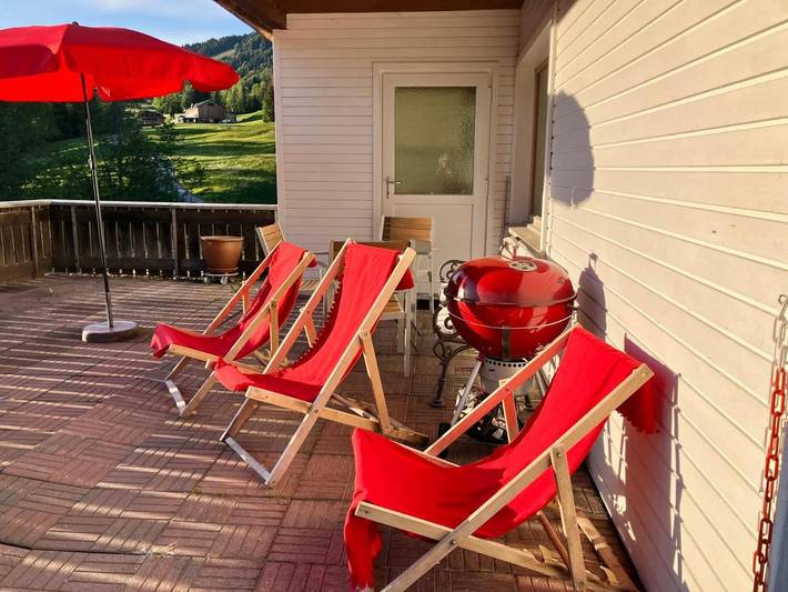 Ferienwohnung für 3 Personen, mit Terrasse und Garten sowie Ausblick in Sibratsgfäll