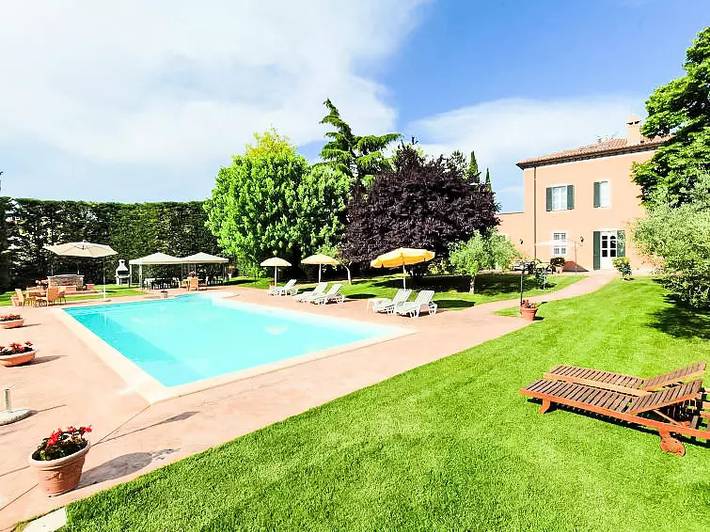 Villa per 12 persone, con giardino e piscina - 1