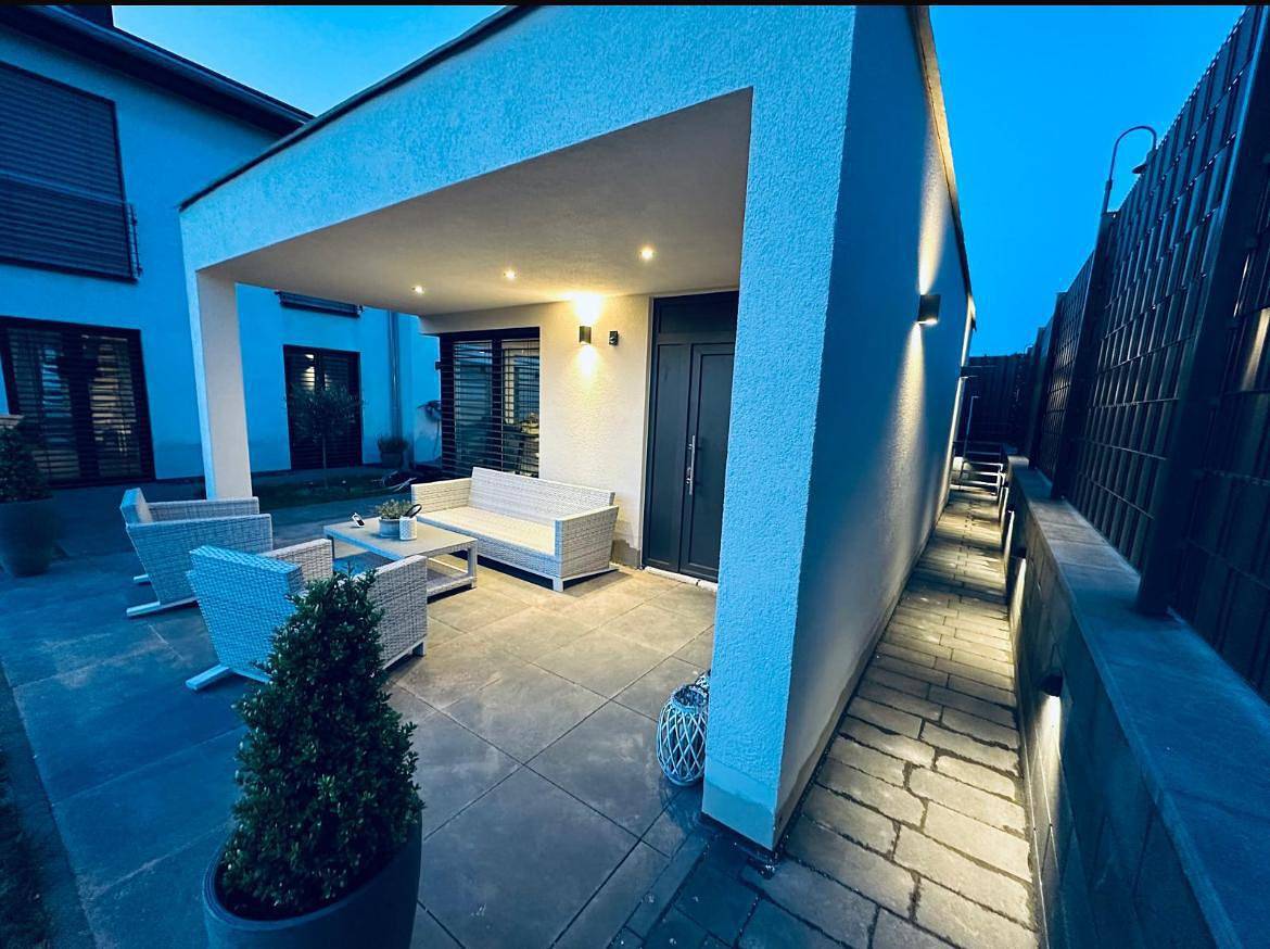 Ganze Ferienwohnung, 2-Bett-Appartement Bad/Wc in Welschbillig, Landkreis Trier-Saarburg