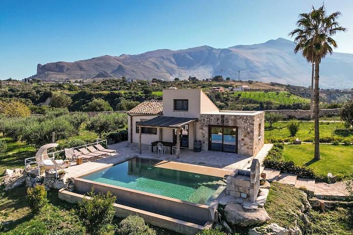 Ferienhaus für 5 Personen, mit Whirlpool und Garten in Scopello