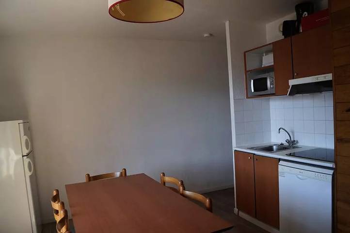 Gîte pour 8 personnes, avec piscine, animaux acceptés dans Col De La Croix De Fer - 3